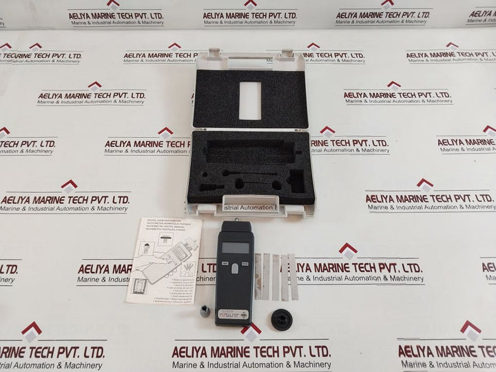 Rheintacho A2-2000B Digital Hand-tachometer