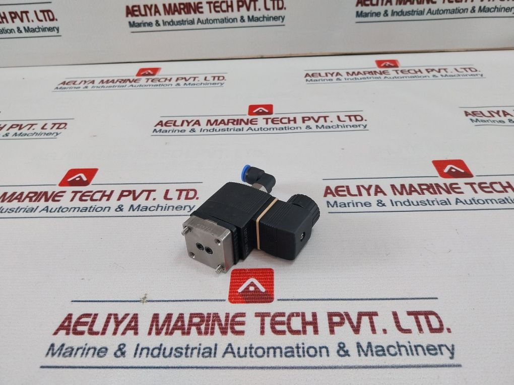 Riken Keiki Rk-3Sv-m C 2,0 Fpm Va 3 Way Solenoid Valve