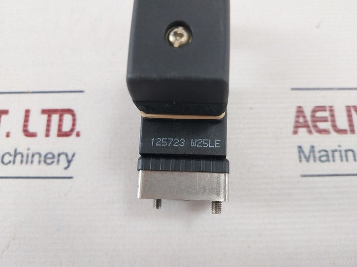Riken Keiki Rk-3Sv-m C 2,0 Fpm Va 3 Way Solenoid Valve