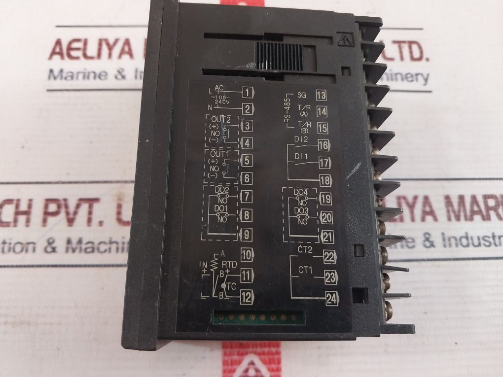 Rkc Rb400 Digital Temperature Controller 100 - 240V Ac 50/60Hz