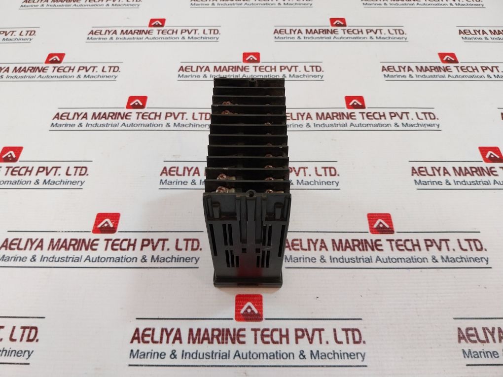 Rkc Rex-d400 Temperature Controller D400F-n*Dn-n-n, 50/60Hz