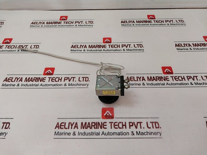 Robertshaw Ea5-7-36U Bulb Thermostat 30A 250Vac 50-300°C
