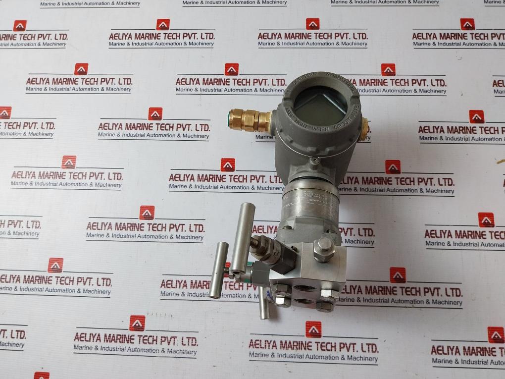 Rosemount 0305Rc32B11B4L4 Pressure Transmitter W/ Valve Manifold C305121124-0000
