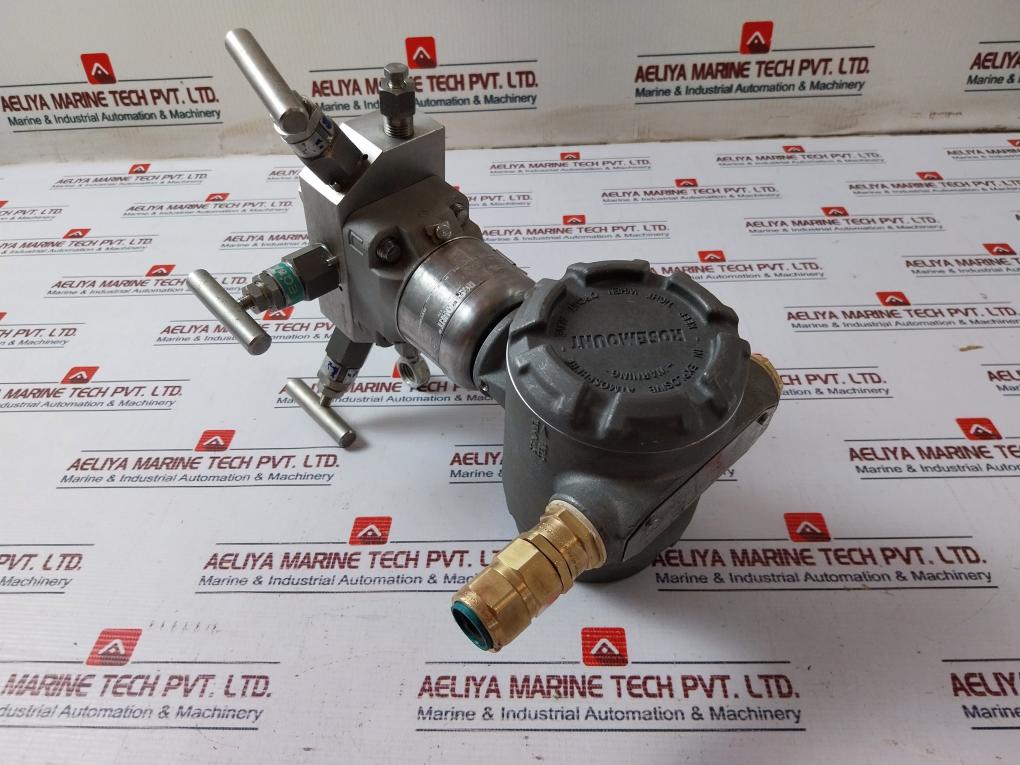 Rosemount 0305Rc32B11B4L4 Pressure Transmitter W/ Valve Manifold C305121124-0000