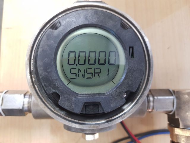 Rosemount 3144P D6F2I1M5Q4U1Xak1011 Fieldbus Temperature Transmitter
