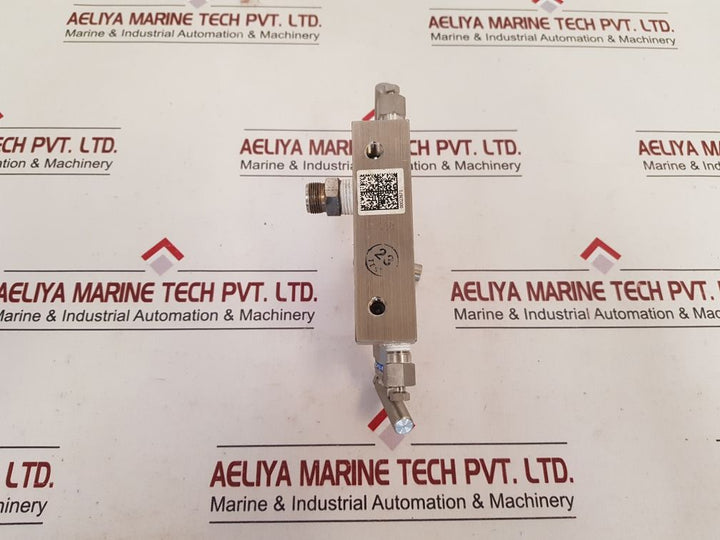Rosemount C3051211240000 Transmitter