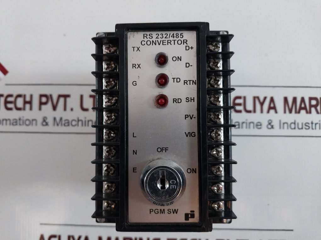 Piri 7010 Enclosure Rs 232/485 Converter Set