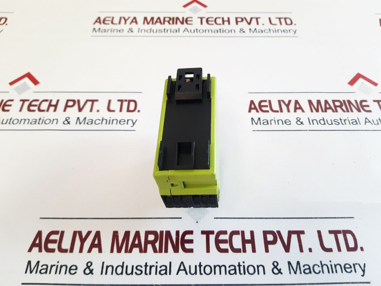 Rs 329.323 Time Relay
