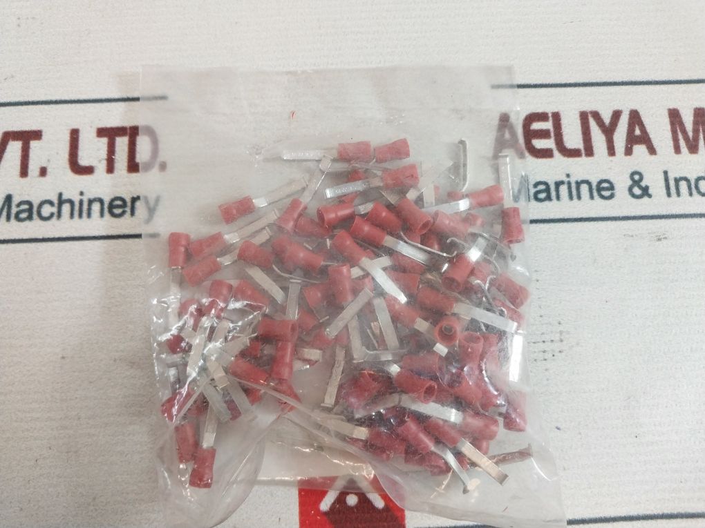 Lot Of 100X Rs Pro 534-373 Hooked Insulated Crimp Blade Terminal Red