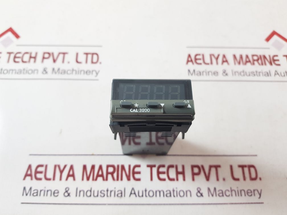Rs 730-004 Temperature Controller Cal 3200