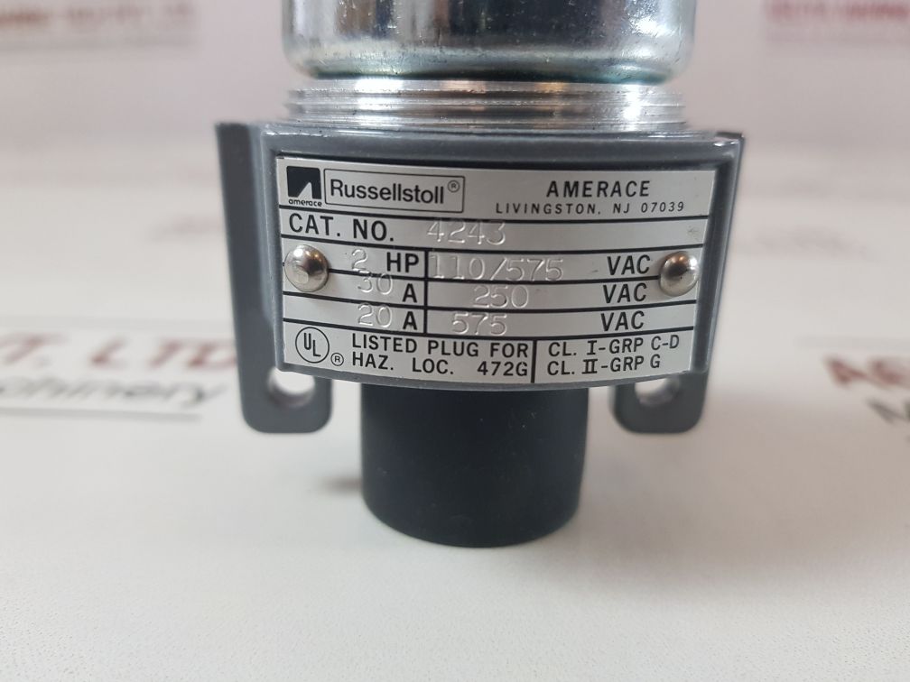 Russellstoll 4243 Explossion-proof Line Interlocked Plug
