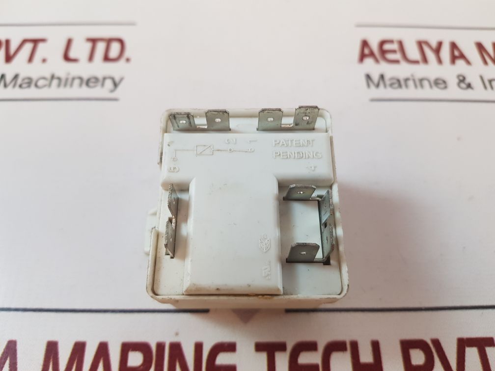 8200Rval99 Relay
