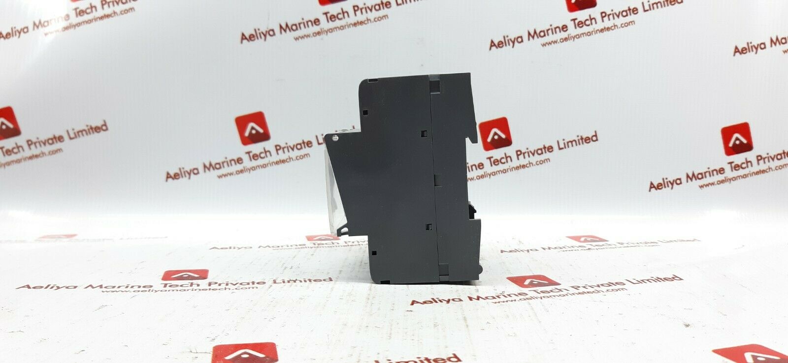 Flash monotron 200 time switch 110-240v ac 50/60hz