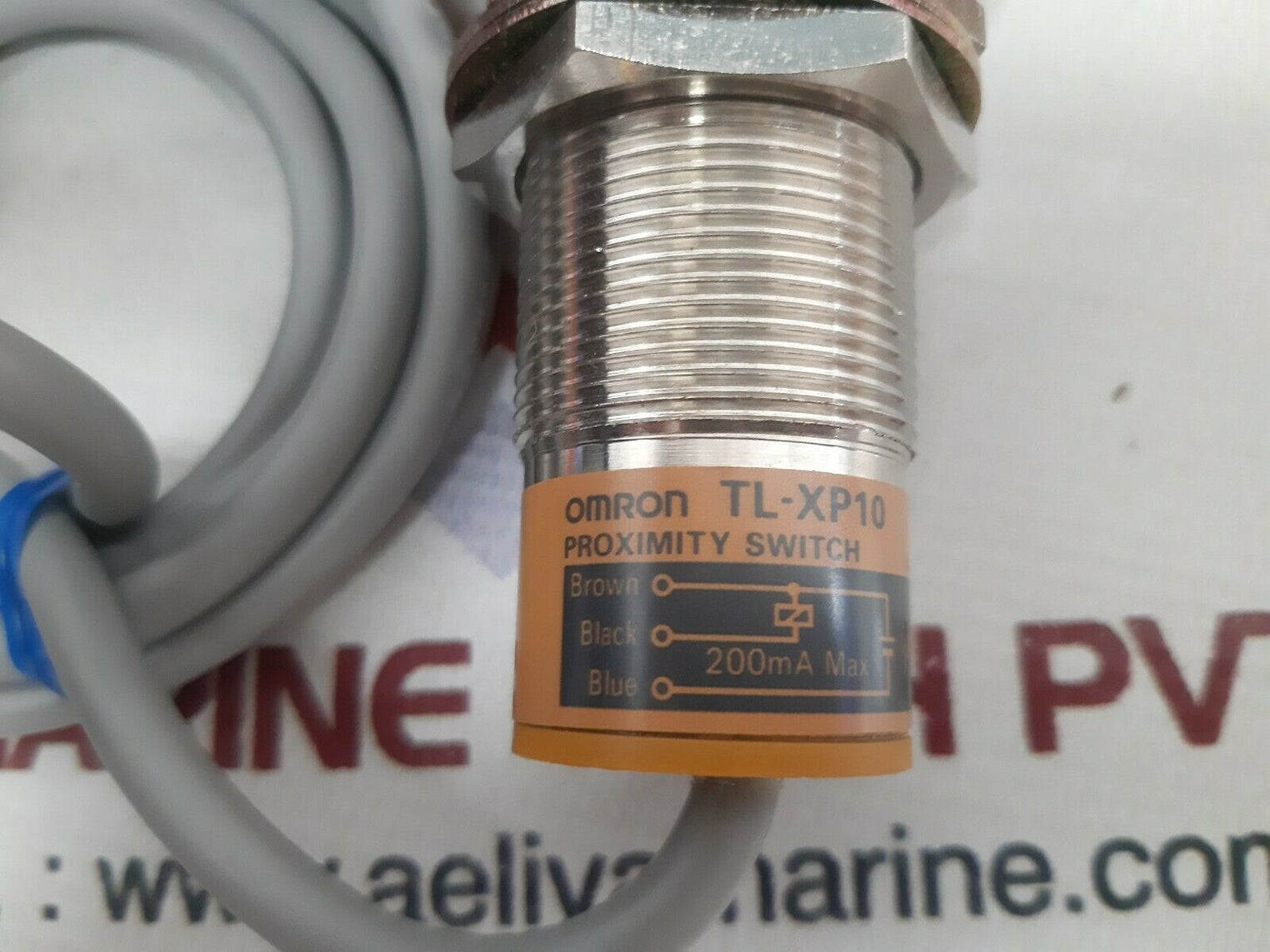 Omron tl-xp10 proximity switch