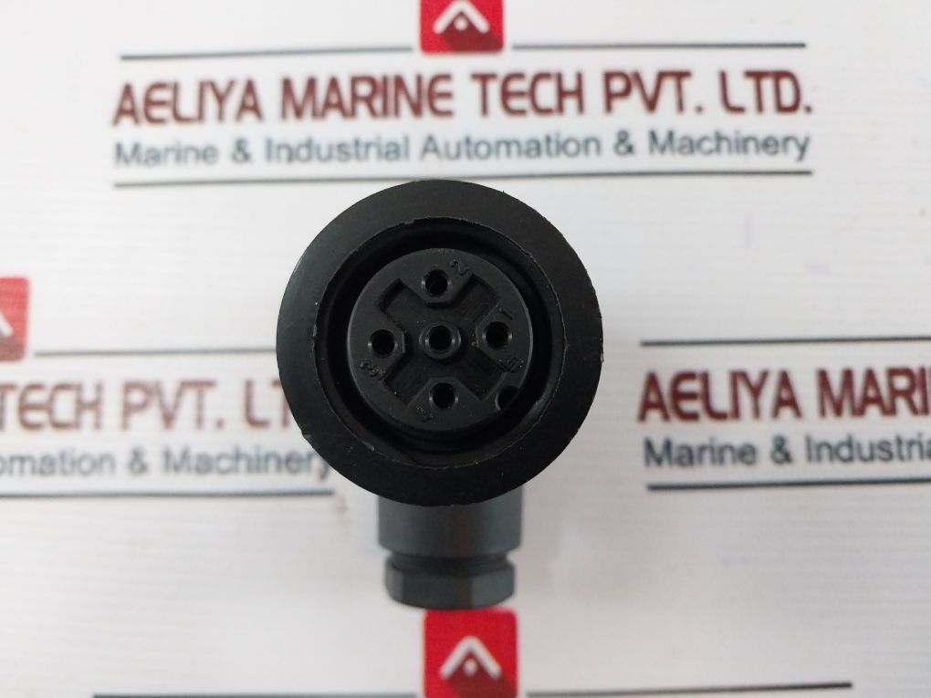 S.694·380V~25A Connector Plug 2430