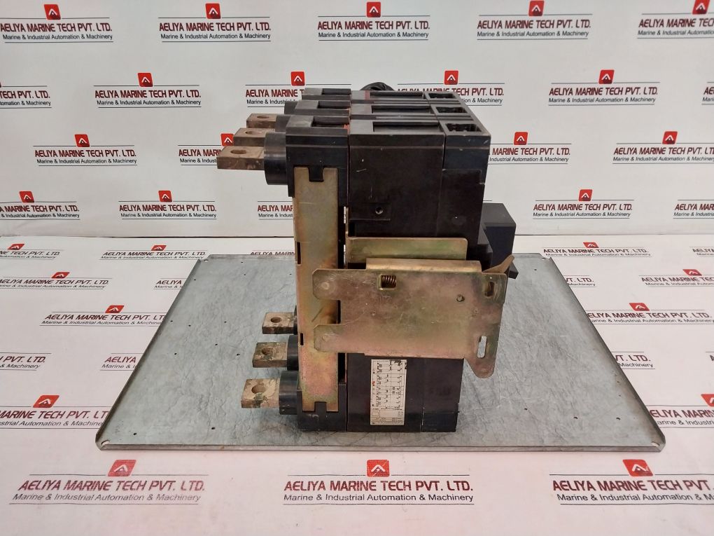 Sace Ln800 Circuit Breaker 10A 380V