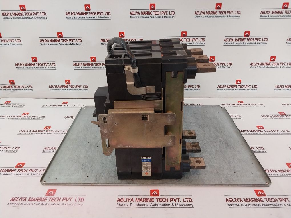 Sace Ln800 Circuit Breaker 10A 380V