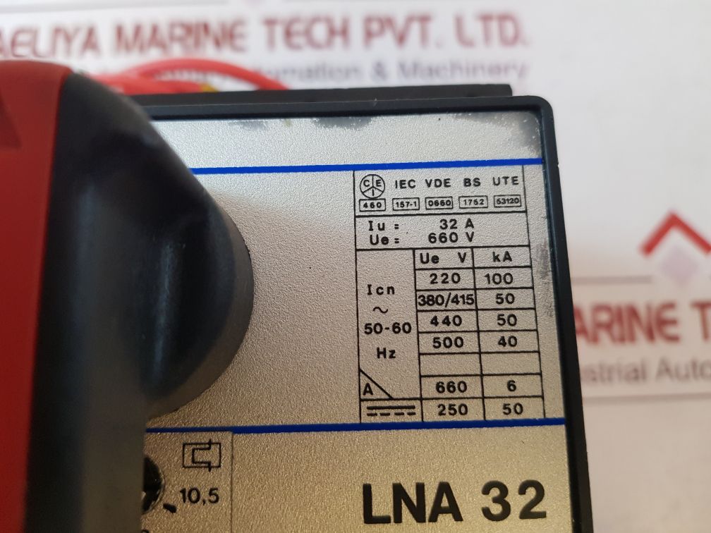 Sace Lna 32 Limitor 32A