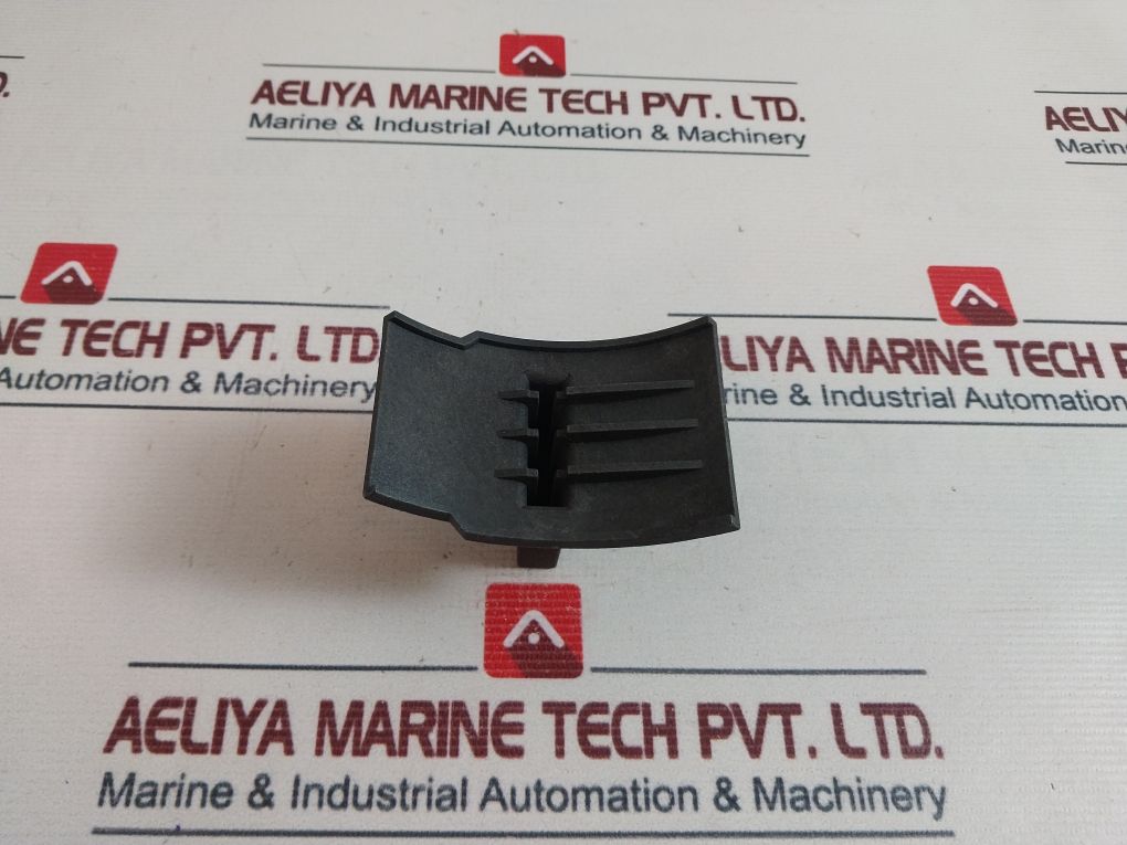 Sace Uxab739299-r006 Operating Handle For Motor