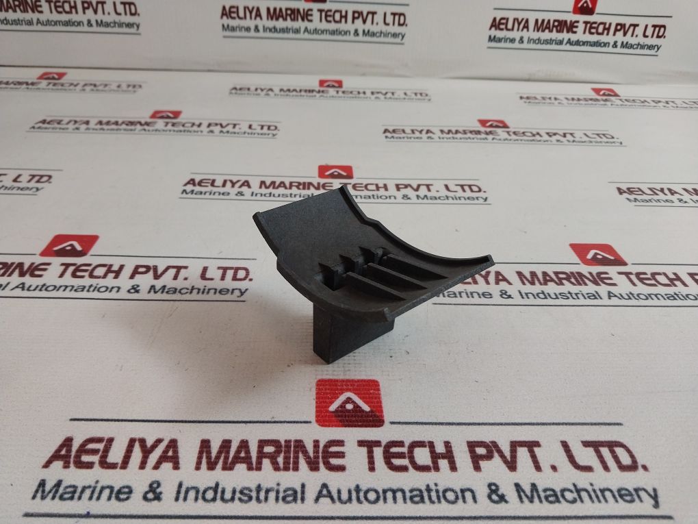 Sace Uxab739299-r006 Operating Handle For Motor