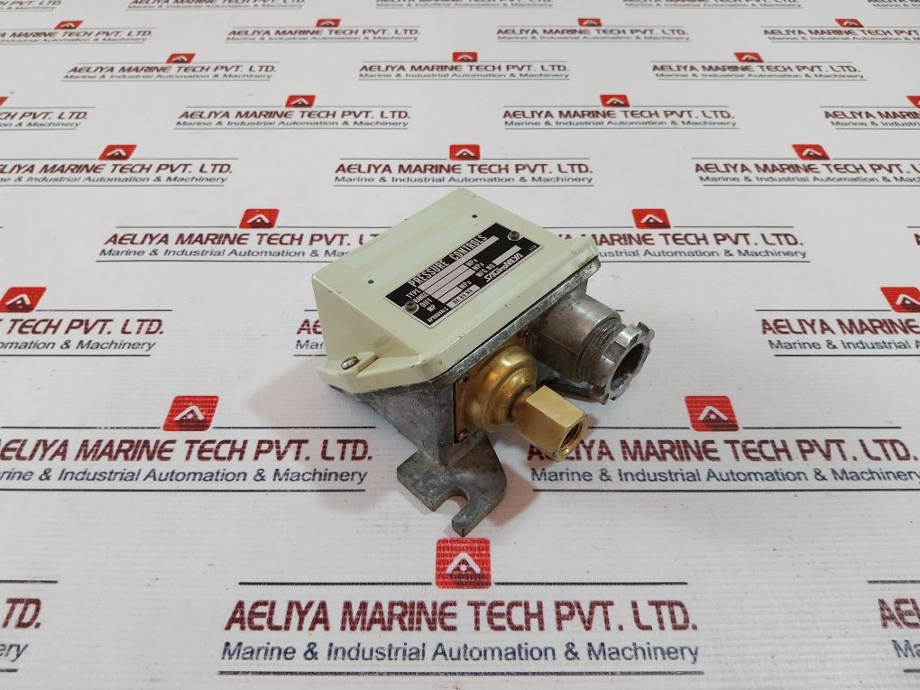 Saginomiya Ans-c106Pg1 Pressure Control Switch 1.5 Mpa