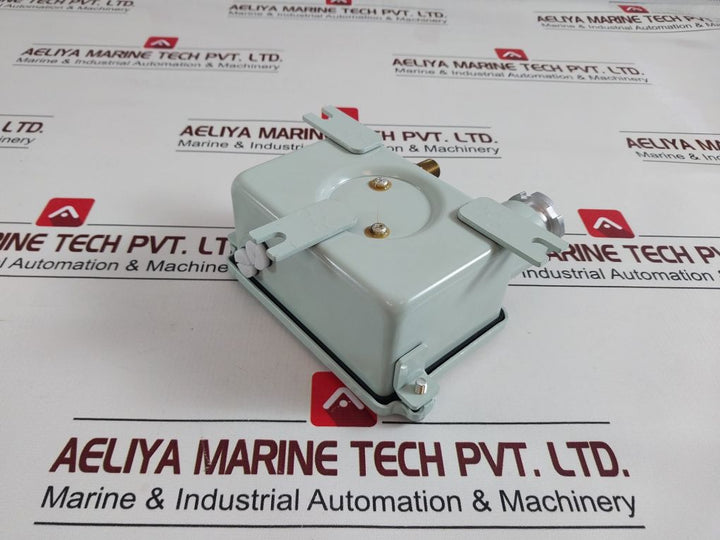 Saginomiya Sns-c106Wm02Q Pressure Control Switch -0.06~0.6 Mpa