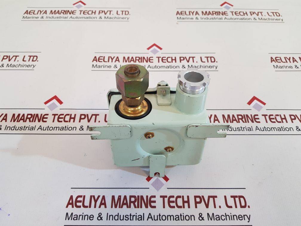 Saginomiya Sns-c106Xwq Pressure Controller 14Tp