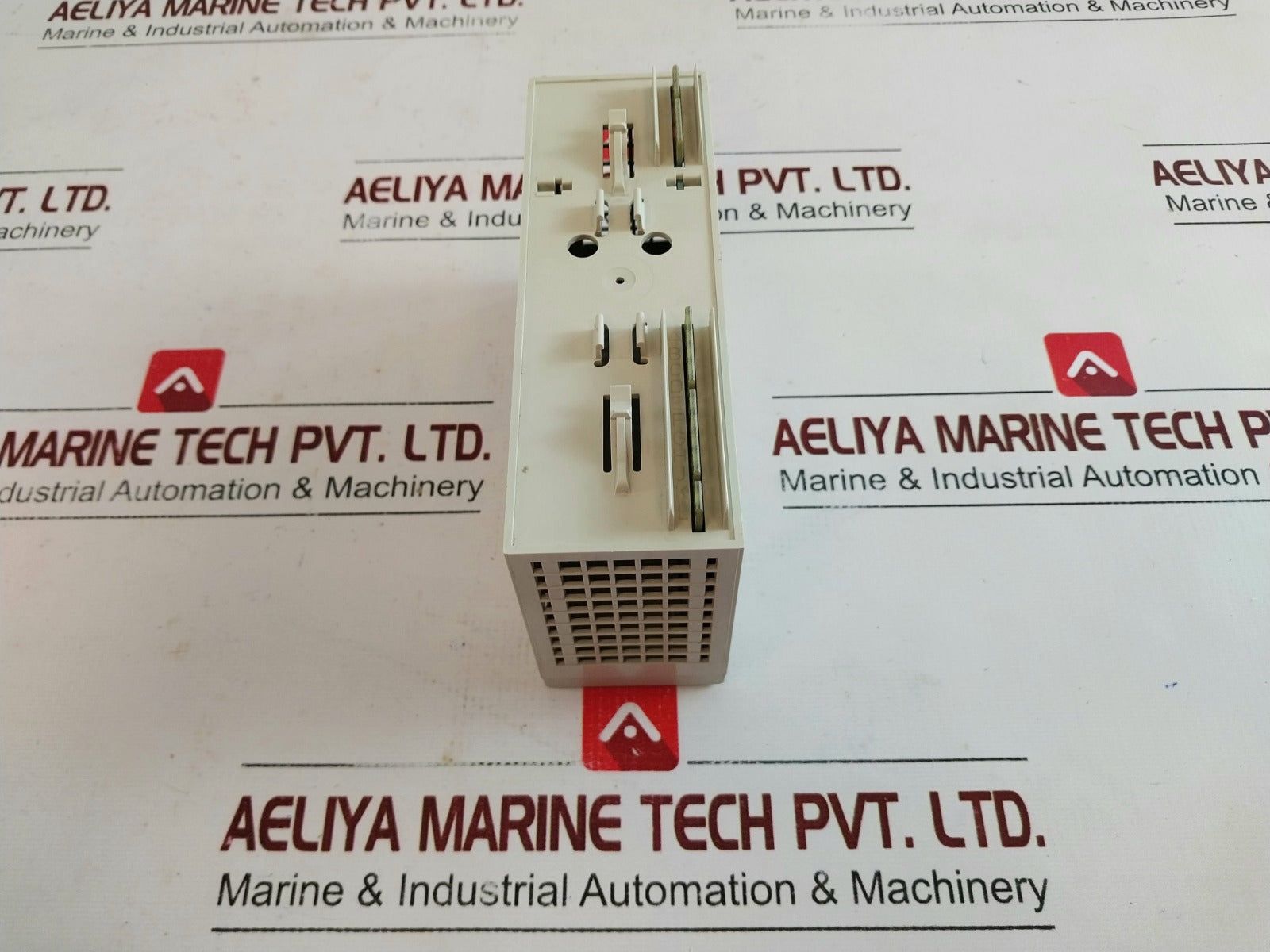 Saia Pcd4.A400 Digital Output Module Version B