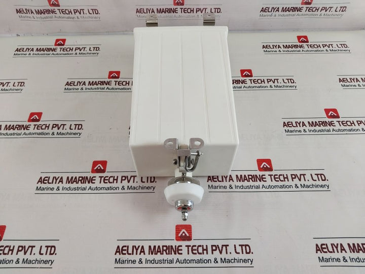 Sailor At2110 Antenna Aerial Coupler S-802110