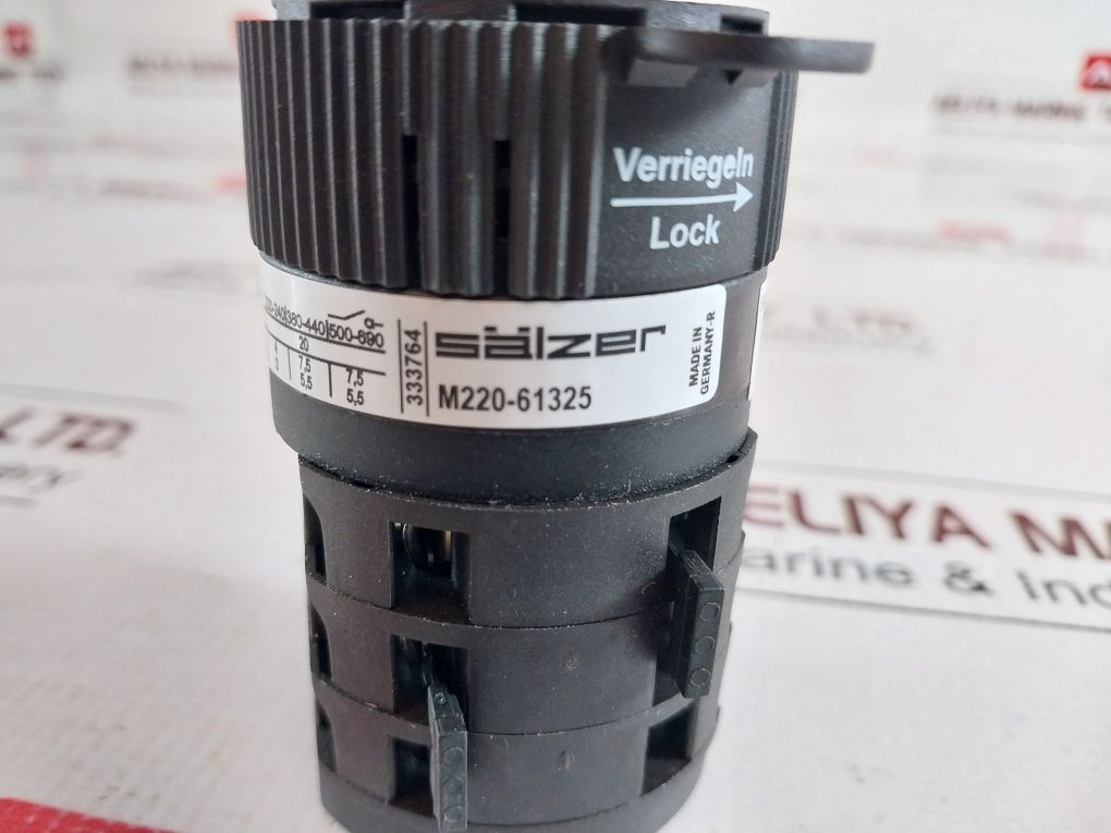Salzer M220-61325 Rotary Cam Switch 7,5Kw 380-440V M220-se3990