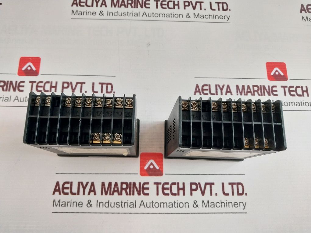 Samwon Eng Sd-94M Rrrn Digital Temperature & Huminity Controller