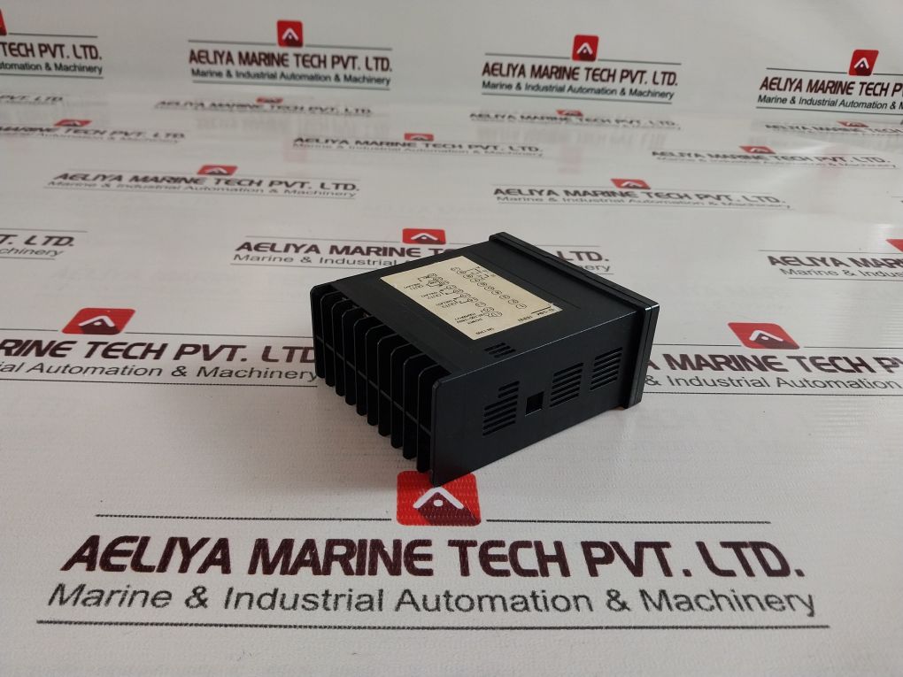 Samwon Eng Sd-94M Rrrn Digital Temperature & Huminity Controller