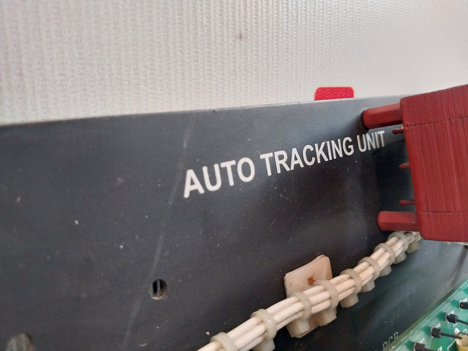 Sanelec Auto Tracking Unit Control Panel