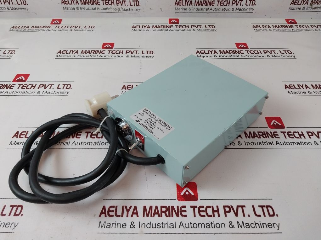 Sanshin Sps-10A With Bcn-24S Portable Daylight Signalling Lamp Set