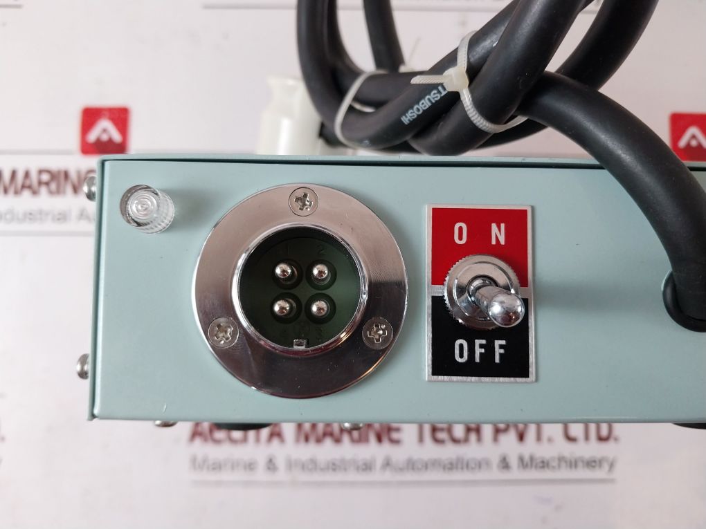 Sanshin Sps-10A With Bcn-24S Portable Daylight Signalling Lamp Set