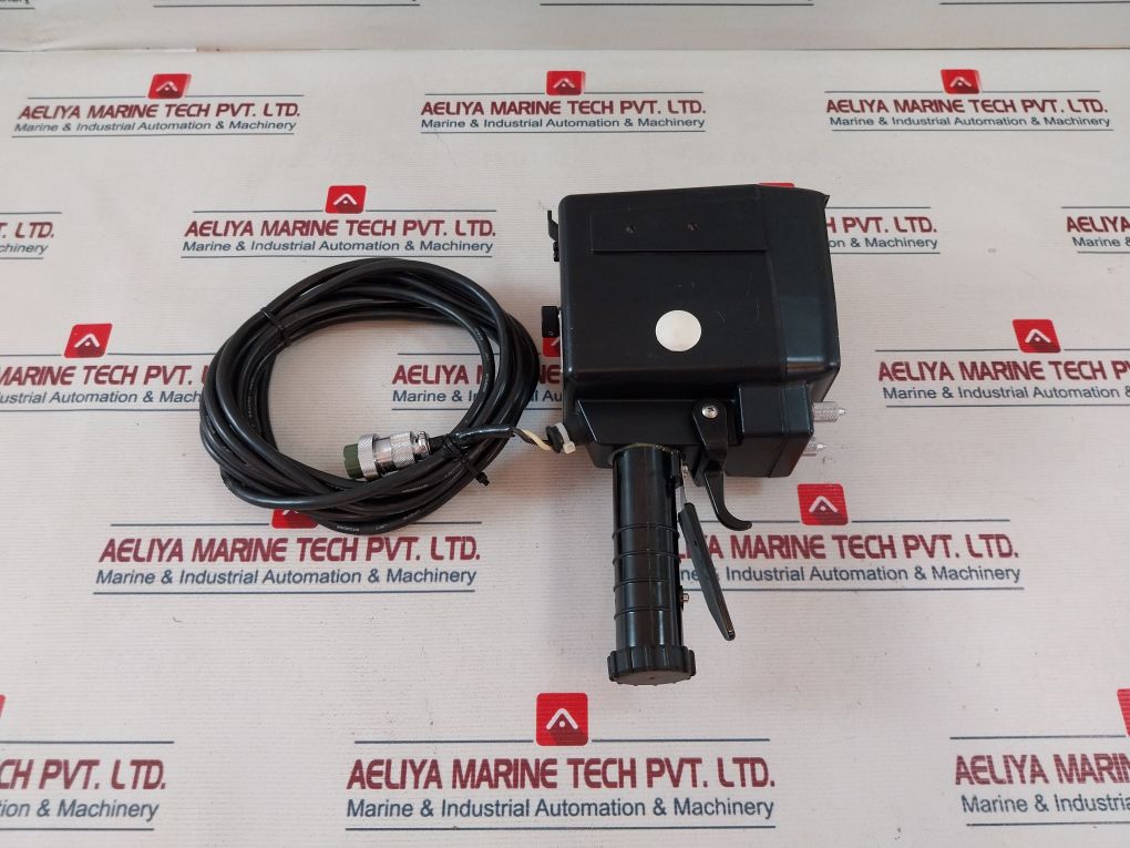 Sanshin Electric Sps-10A Container Box For Portable Type Daylight Signalling Lamp