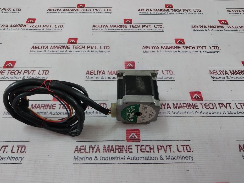 Sanyo Denki Step-syn 103H7123-1348 Stepping Motor