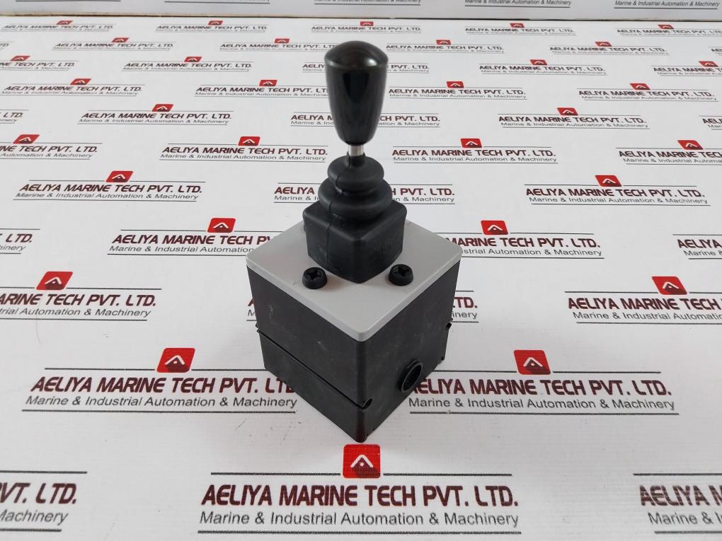 Sauer-danfoss 155B4212 Pvres Electric Remote Joystick Controller