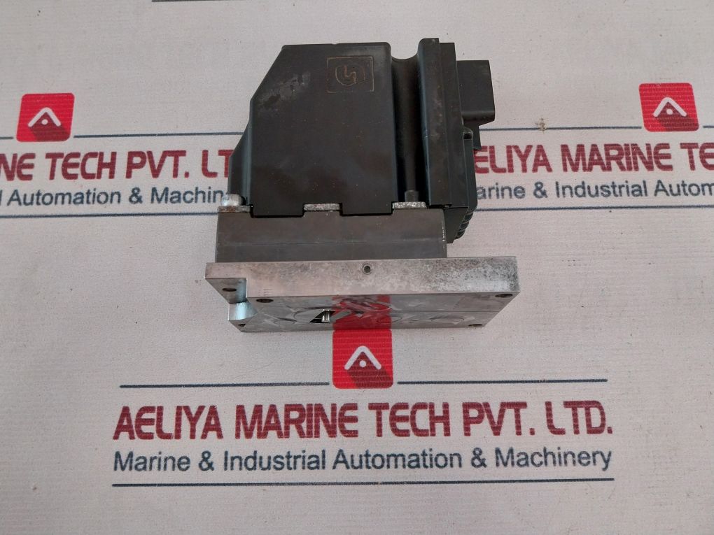 Sauer Danfoss 155G4093 Solenoid Valve 32 Vdc