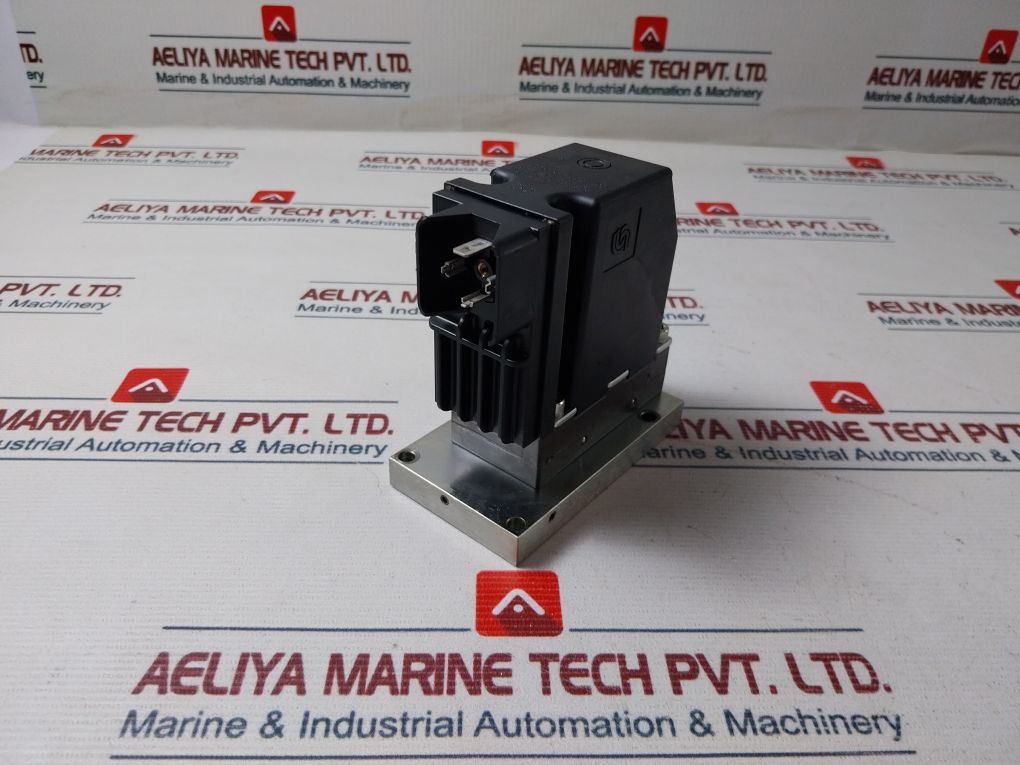 Sauer Danfoss 155G4093 Solenoid Valve 11-32Vdc
