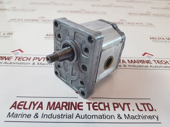 Sauer Danfoss Snp28D C001 1F3H Gear Pump
