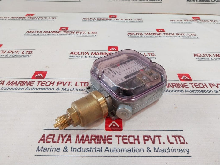 Sauter Dfc17B59 F001 Pressure Switch