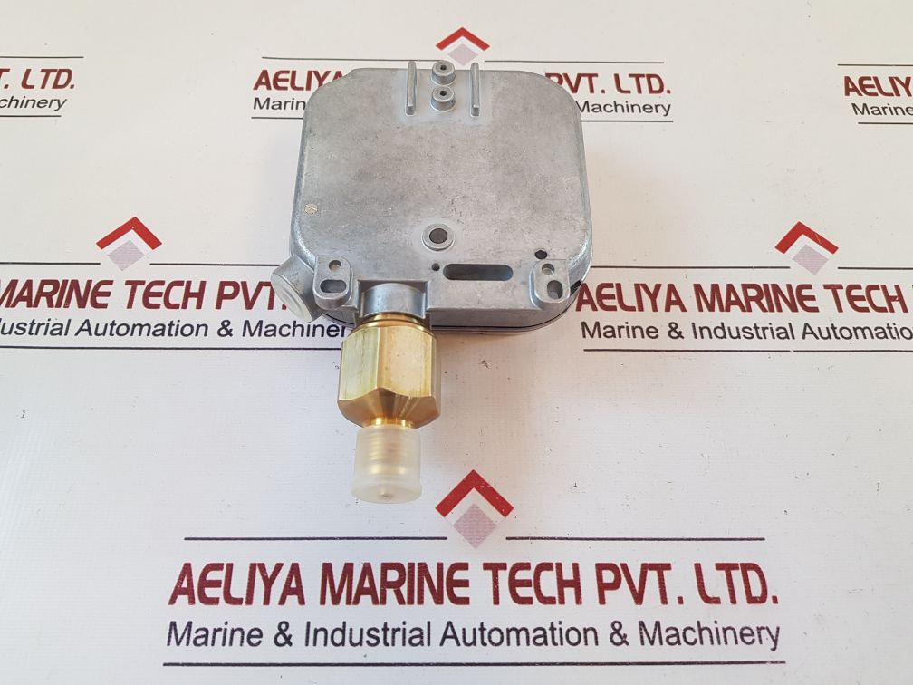 Sauter Dfc17B78 F001 Pressure Controller Switch 0-16 Bar
