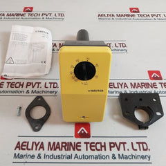 Sauter Hbc111F001 Duct-mounted Humidistat