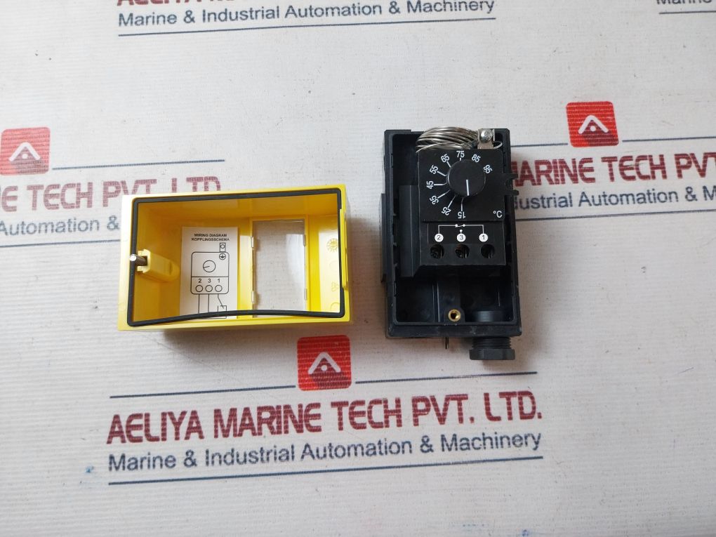 Sauter Rak582.4K001 Thermostat Ip54