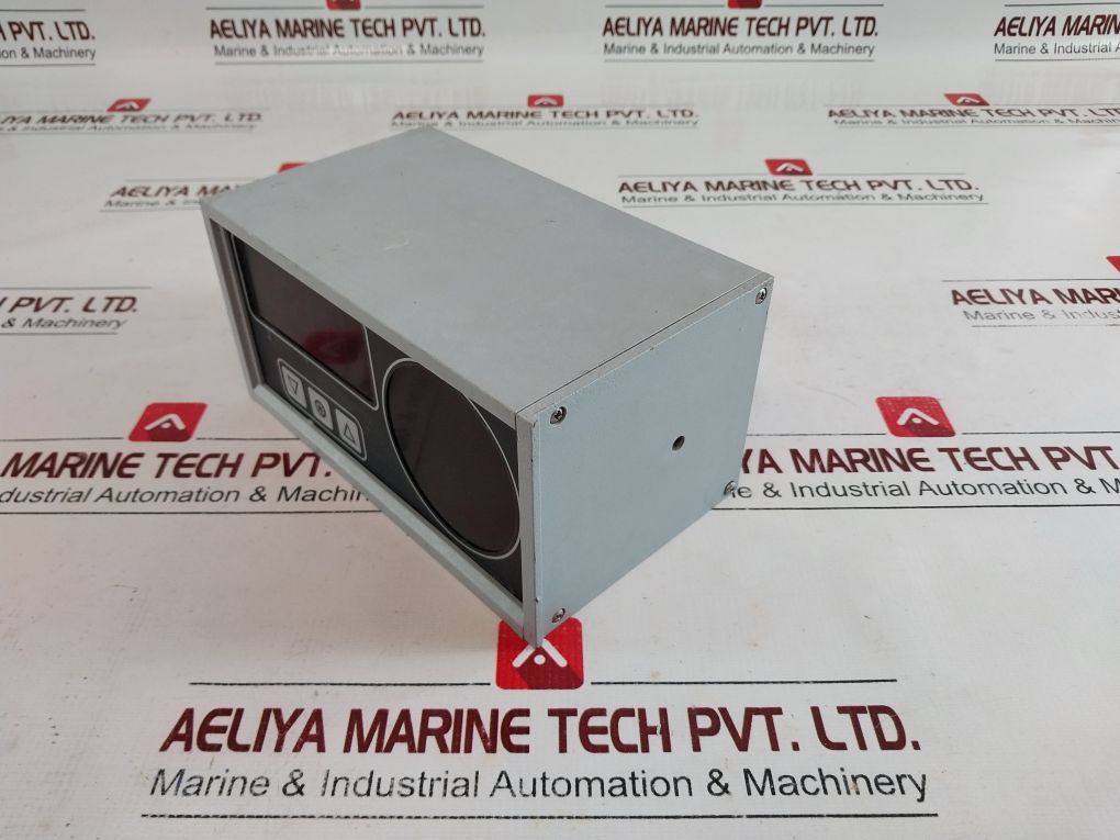 Scandinavian Micro Systems Lr 40 Digital Gyro Repeater 220Vac 110Vac 9-36Vdc