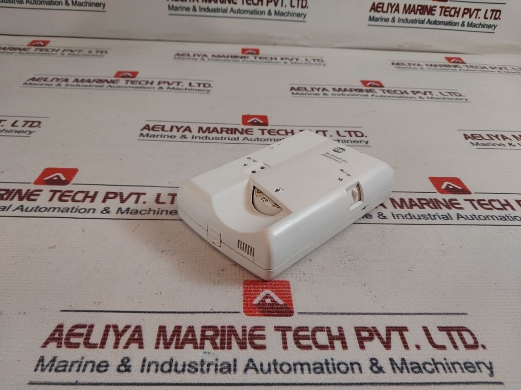 Sce Tvc Pi 102 Electronic Thermostat 24V