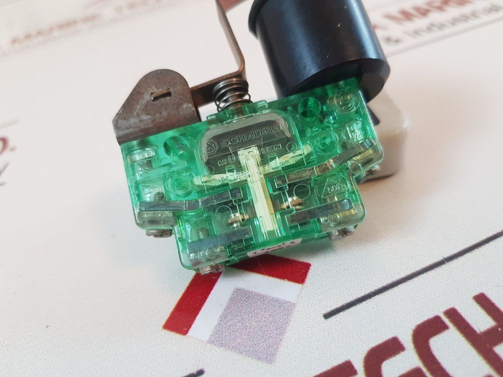 Schaltbau s 800 b snap switch