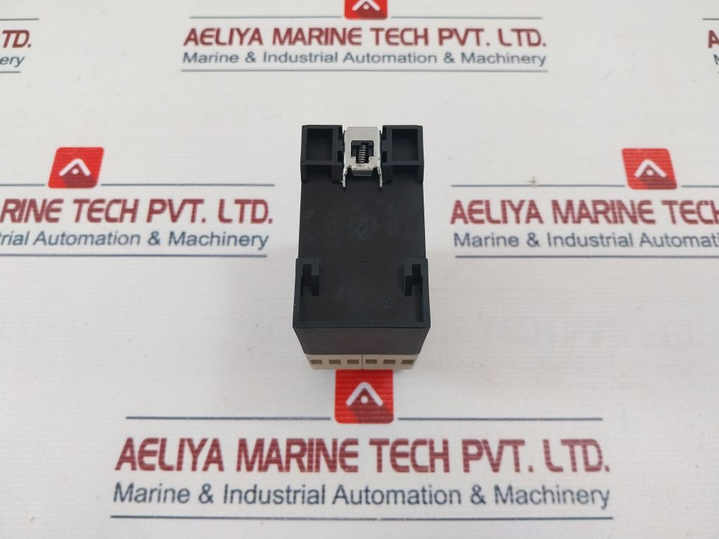 Schiele Esn 2.450.225.02 Voltage Monitoring Relay 50/60Hz