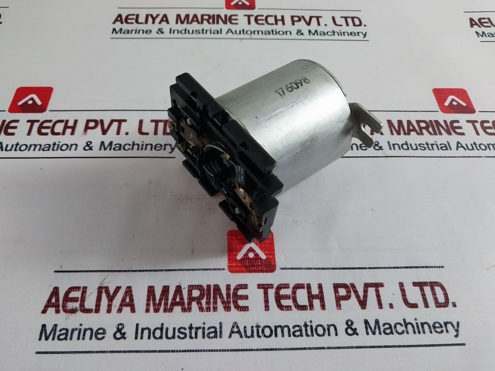 Schindler 176098 Contactor